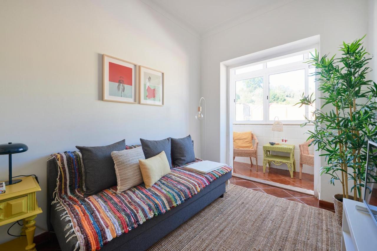 Central & Sunny 2Br Apt Near Beach, By Timecooler Setubal Exterior photo