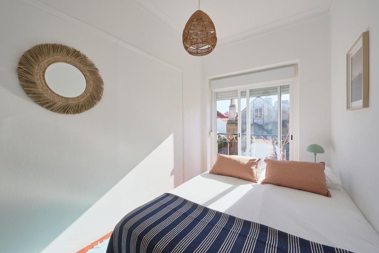 Central & Sunny 2Br Apt Near Beach, By Timecooler Setubal Exterior photo