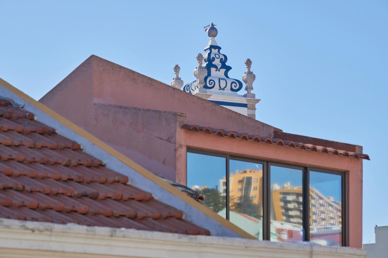 Central & Sunny 2Br Apt Near Beach, By Timecooler Setubal Exterior photo
